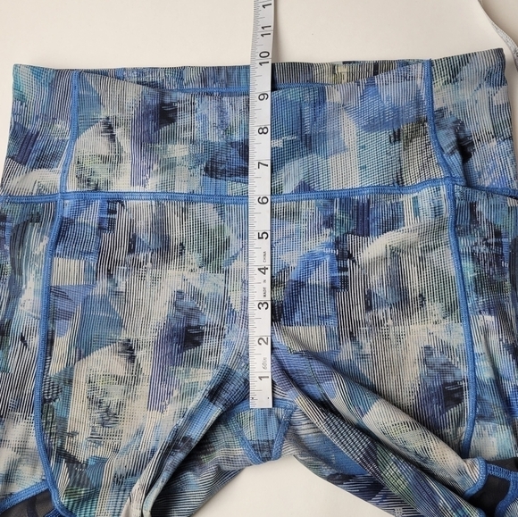 LULULEMON On Pace Crop Mesh Mid Rise Nulux Blue 8 - Picture 9 of 11